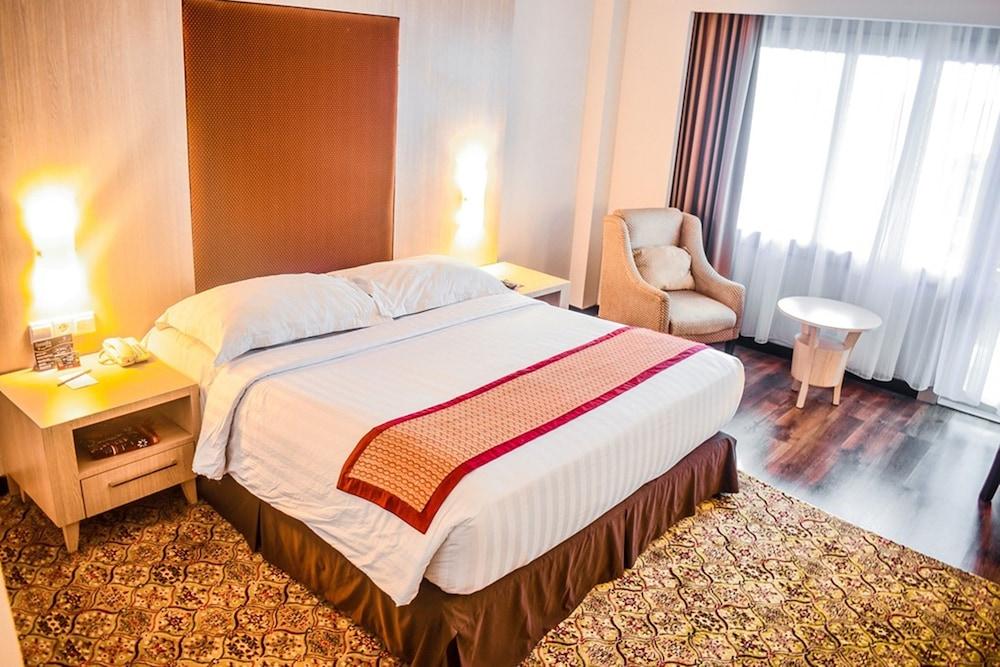 Pangeran Beach Hotel Παντάνγκ Εξωτερικό φωτογραφία