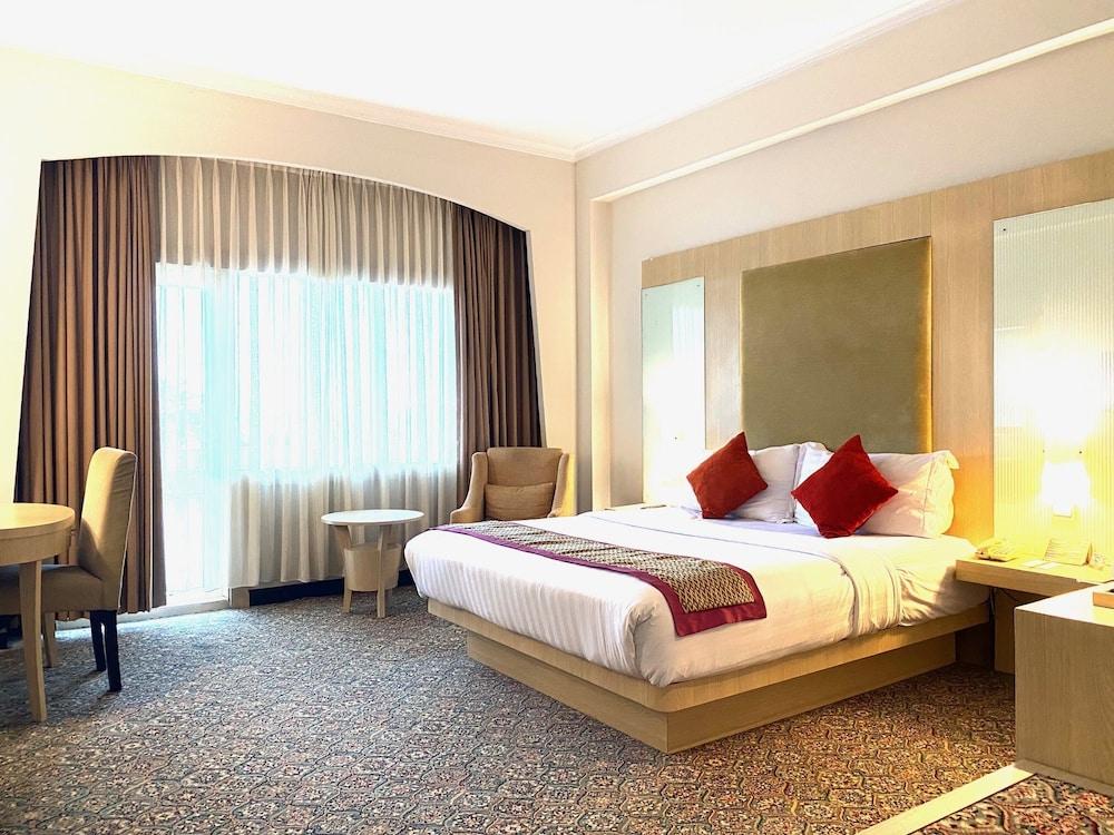 Pangeran Beach Hotel Παντάνγκ Εξωτερικό φωτογραφία