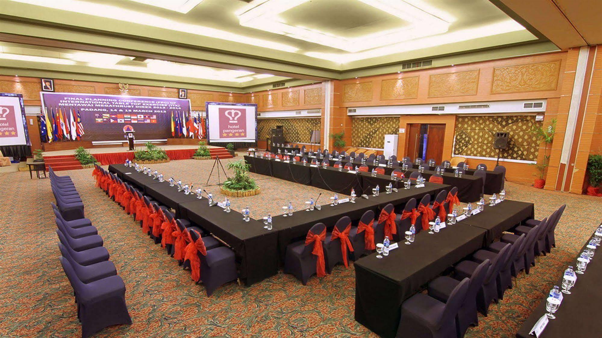 Pangeran Beach Hotel Παντάνγκ Εξωτερικό φωτογραφία